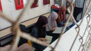 Lantunan Ayat Suci dari Balik Jeruji Besi Lapas Blitar Foto BeritaJatim.com