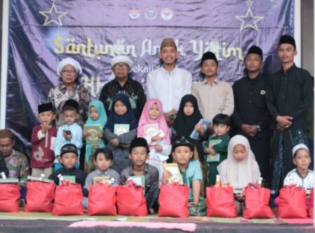 Ramadan, PMII IAI Al-Khairat Pamekasan Santuni Anak Yatim Foto BeritaJatim.com