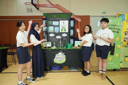 Siswa Sampoerna Academy Surabaya Ciptakan 3-in-1 Tree, Untuk Apa? Foto BeritaJatim.com