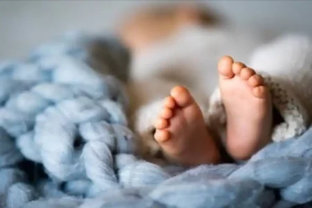 Narapidana Wanita di Blitar Relakan Bayi Kembarnya Diadopsi Foto BeritaJatim.com