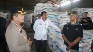 Cek Stok Pupuk Bersubsidi, Polres Sumenep Siap Tindak Tegas Pelaku Penyelewengan Distribusi Foto BeritaJatim.com