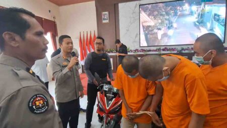 Terekam CCTV, 3 Residivis Kambuhan Beraksi di Mojokerto Foto BeritaJatim.com