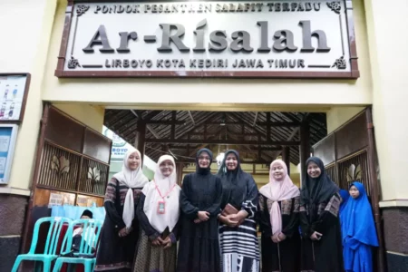 Wali Kota Kediri Hadiri Haul KH M Ma’ruf Zainuddin di Lirboyo Foto BeritaJatim.com