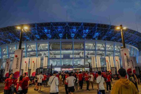Antusiasme Suporter, Timnas Indonesia Diharapkan Menang atas Bahrain Foto BeritaJatim.com