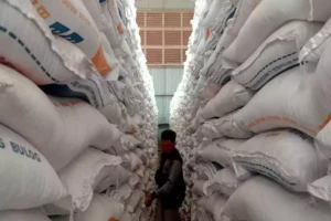 Bulog Banyuwangi Pastikan Stok Beras Aman hingga Idulfitri 1446 H Foto BeritaJatim.com
