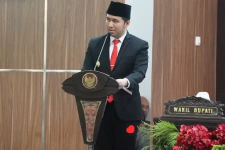 Wagub Jatim: Sinergi dan Inovasi Kunci Kemajuan Bondowoso Foto BeritaJatim.com