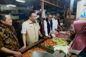 Satgas Pangan Polda Jatim Pastikan Stok Sembako Aman Hingga Lebaran Foto BeritaJatim.com