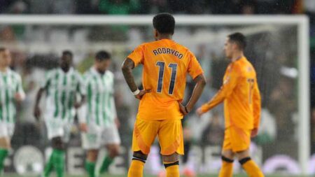 Real Madrid Alami Penurunan Performa, Tersandung di LaLiga Foto BeritaJatim.com