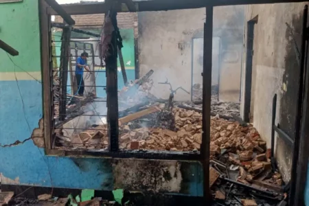 Dua Rumah di Bangkalan Hangus Terbakar Saat Pemilik Sahur di Mushola Foto BeritaJatim.com