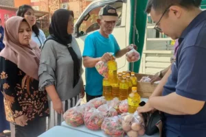Pemkot Mojokerto dan Kantor Pos Gelar Operasi Pasar Murah Selama Ramadhan Foto BeritaJatim.com