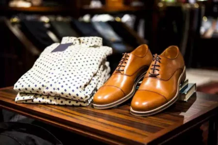Bosan Baju Koko? Ini Pilihan Baju Lebaran Pria yang Stylish dan Nyaman Foto BeritaJatim.com