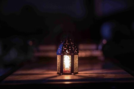 Bagaimana Cara Membayar Zakat Fitrah yang Benar? Simak Panduannya! Foto BeritaJatim.com