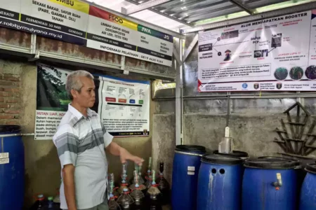 Robby Mulyana, Perjalanan Panjang Penggerak Pertanian Ramah Lingkungan di Ngawi Foto BeritaJatim.com