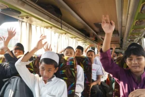 KH Moh Zuhri Zaini Beri 10 Nasehat bagi Santri saat Libur di Rumah Foto BeritaJatim.com