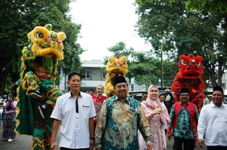 Bupati Jombang Apresiasi Festival Kampung Pecinan sebagai Simbol Toleransi Foto BeritaJatim.com