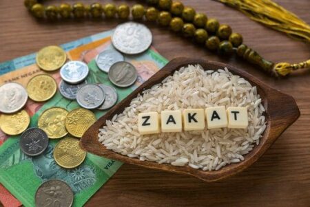 Mengenal Zakat Fitrah dan Zakat Mal, Berikut Perbedaan dan Ketentuannya Foto BeritaJatim.com