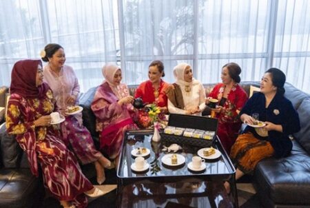 Mengenal Seni Menikmati Teh Lewat ‘Tea Mixology’ di Hotel Ciputra World Surabaya Foto BeritaJatim.com