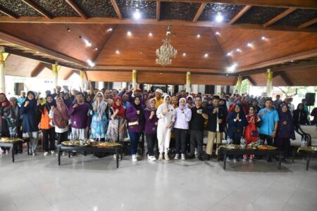 Para CJH Ikuti Tes Kebugaran dan Pembinaan di Pendopo Delta Sidoarjo Foto BeritaJatim.com