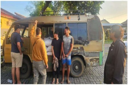 Polisi Gagalkan Distribusi Ilegal Pupuk Bersubsidi di Probolinggo Foto BeritaJatim.com