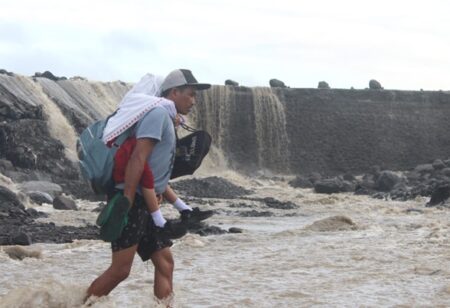 SDN III Jugosari Lumajang Beri Dispensasi Libur untuk Siswa Terdampak Banjir Lahar Semeru Foto BeritaJatim.com