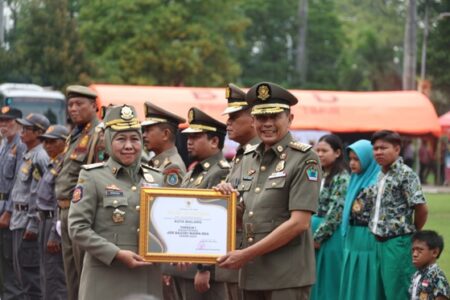 Wali Kota Malang Terima 3 Penghargaan dari Gubernur Jatim, Ini Rinciannya Foto BeritaJatim.com