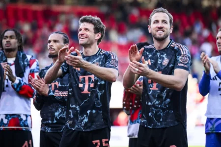 Bayern Munchen Bangkit Usai Gagal di Liga Champions, Tekuk Heidenheim 4-0 Foto BeritaJatim.com