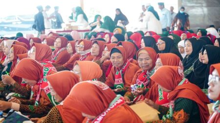 39 Persen Calon Jamaah Haji Lamongan 2025 Berstatus Lansia Foto BeritaJatim.com