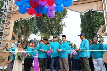 Gus Qowim Hadiri Puncak HUT Ke-8 MAN 2 Kota Kediri, Kenang Masa di PGAN Foto BeritaJatim.com