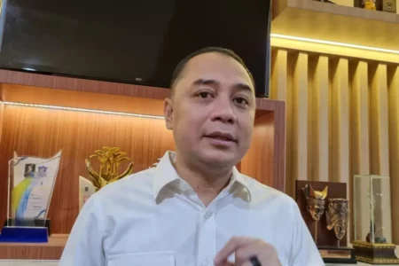 Pemkot Surabaya Dampingi Korban Penahanan Ijazah Lapor Polisi, Eri Cahyadi Turun Tangan Foto BeritaJatim.com