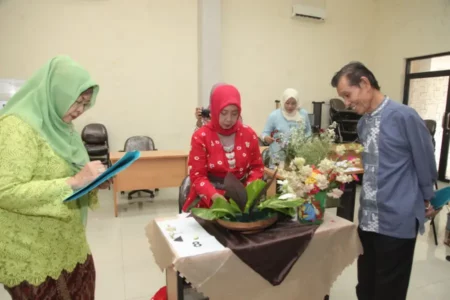 IKWI Jatim Gelar Peringatan Hari Kartini 2025, Dorong Pemberdayaan Perempuan Lewat Seni dan Karya Foto BeritaJatim.com