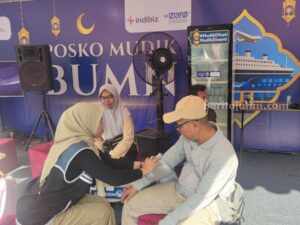 Telkom IndiBiz Manjakan Pemudik Lewat Posko Mudik BUMN 2025 di Ketapang, Banyuwangi Foto BeritaJatim.com