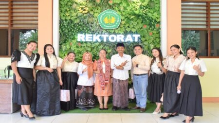 Tujuh Mahasiswa Filipina Kunjungi Unisda Lamongan, dalam Program SEA-Teacher Foto BeritaJatim.com