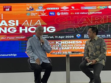 Investasi Cerdas Berbalut Kemanusiaan: JCI Gandeng Lo Kheng Hong Ulurkan Tangan untuk “Little Heart” Foto BeritaJatim.com
