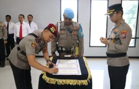 Kasat Resnarkoba Polres Mojokerto Kota Resmi Berganti Foto BeritaJatim.com