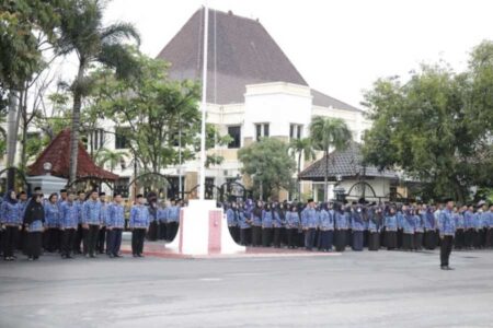 ASN di Ngawi Wajib Masuk Kerja Usai Lebaran, Tak Ada Kebijakan Work From Anywhere Foto BeritaJatim.com