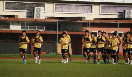 Munster Siap Hadapi Tantangan di Kandang Persija Foto BeritaJatim.com