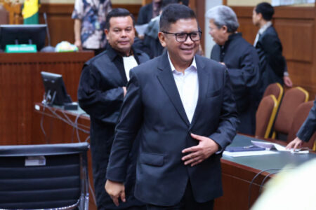 Di Tahanan, Sekjen PDIP Hasto Kristiyanto Puasa 36 Jam Foto BeritaJatim.com