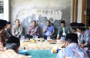 Wabup Pamekasan Ajak Para Kades Wujudkan Pembangunan dari Desa Foto BeritaJatim.com