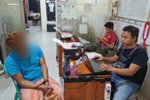 Pengedar Narkoba di Pamekasan Ditangkap Bersembunyi dalam Surau Foto BeritaJatim.com