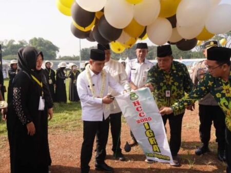 Ribuan Siswa RA di Mojokerto Meriahkan Gebyar Manasik Haji Cilik Ceria Foto BeritaJatim.com