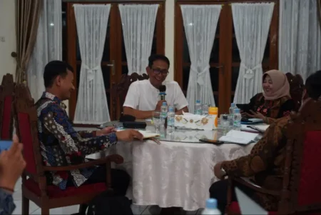 Bojonegoro Siap Jadi Pusat Investasi Bioetanol: Hutan dan Infrastruktur Daya Tarik Utama Foto BeritaJatim.com