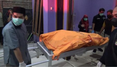 Pria Paruh Baya di Ponorogo Ditemukan Meninggal, Diduga Keracunan Foto BeritaJatim.com