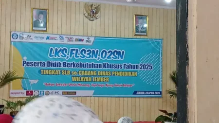 Siswa Disablitas Jember-Lumajang Bangun Kebahagiaan dengan Beradu Kreasi LKS Foto BeritaJatim.com