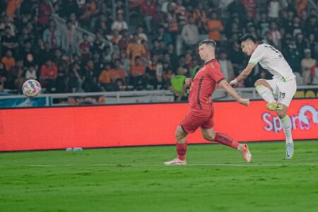 Hasil Pekan ke-28 Liga 1: Persebaya Curi Poin dari Jakarta, Persik Gagal Kalahkan PSIS Foto BeritaJatim.com