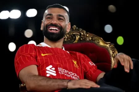 Perpanjang Kontrak Mo Salah dan Van Dijk, Liverpool Siap Kunci Gelar Liga Inggris Foto BeritaJatim.com