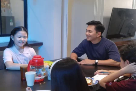 Dari ARTV School ke Layar Lebar, Naysa Novenia Unjuk Bakat di Film Hadiah Terindah Foto BeritaJatim.com