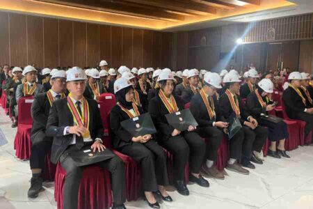 120 Insinyur Baru PSPPI UKWMS Siap Berkontribusi untuk Indonesia Foto BeritaJatim.com