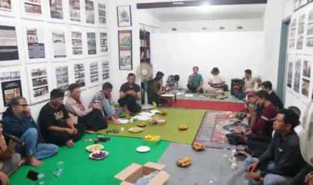 Seniman dan Budayawan Tolak Penggabungan Dispora dan Disparda Jember Foto BeritaJatim.com