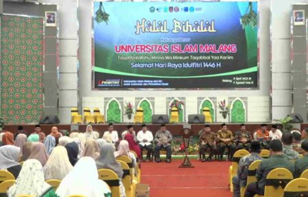 Ketua Yayasan Unisma: Filosofi Ketupat dari Sunan Kalijogo Jadi Spirit Penguatan Etos Kerja Pascalebaran Foto BeritaJatim.com