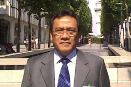 Refleksi Ekonomi Politik: Kompeni Profesional dan Gubernur Jenderal Impor Foto BeritaJatim.com